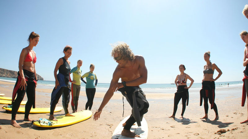Yoga- & surfingundervisningen